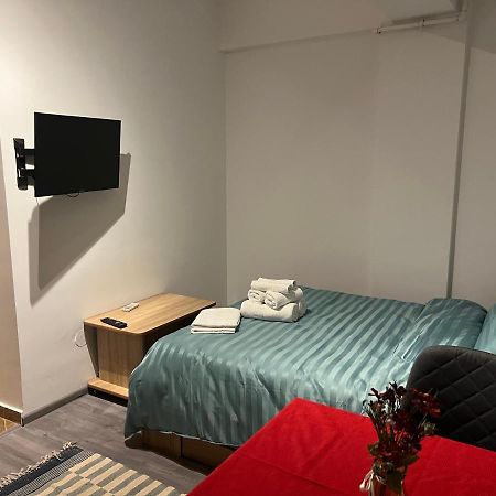 Ella Wings Apartahotel Дробета-Турну-Северин Экстерьер фото